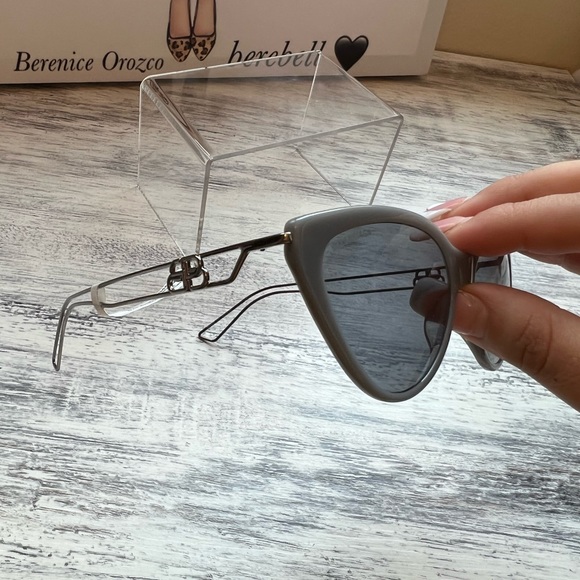 JUST TODAY❤️✨BALENCIAGA inception cat eye sunglasses - Picture 14 of 16